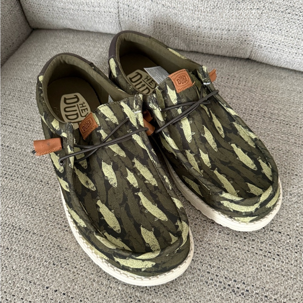 Hey Dude Men’s Wally Camo Fish